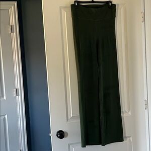 Pact Women's Bootcut Organic Cotton Green ribbed Yoga Pants Workout Leggings L